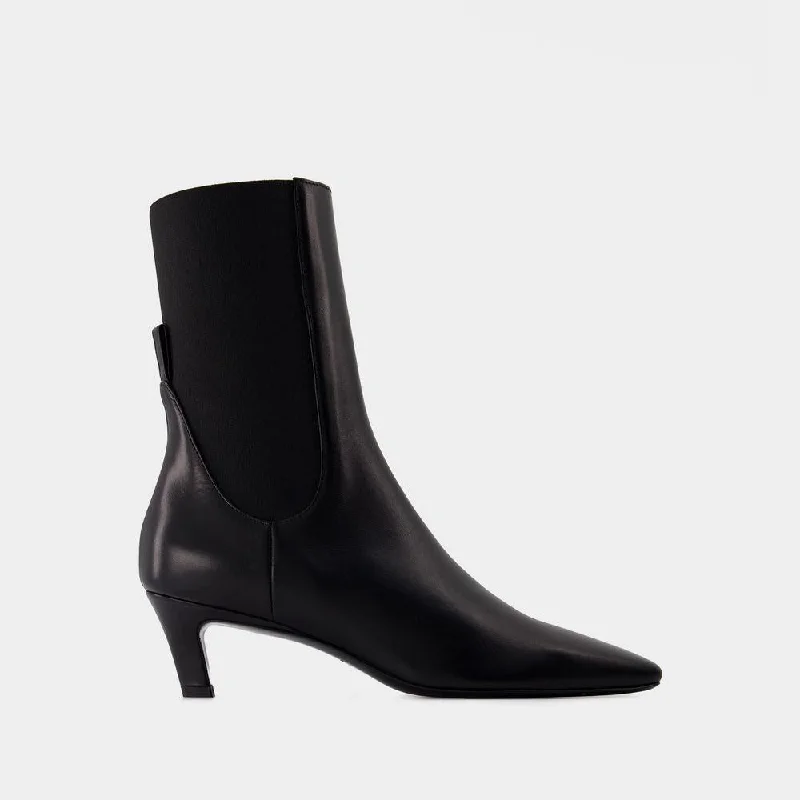 Totême The Mid Heel Boots