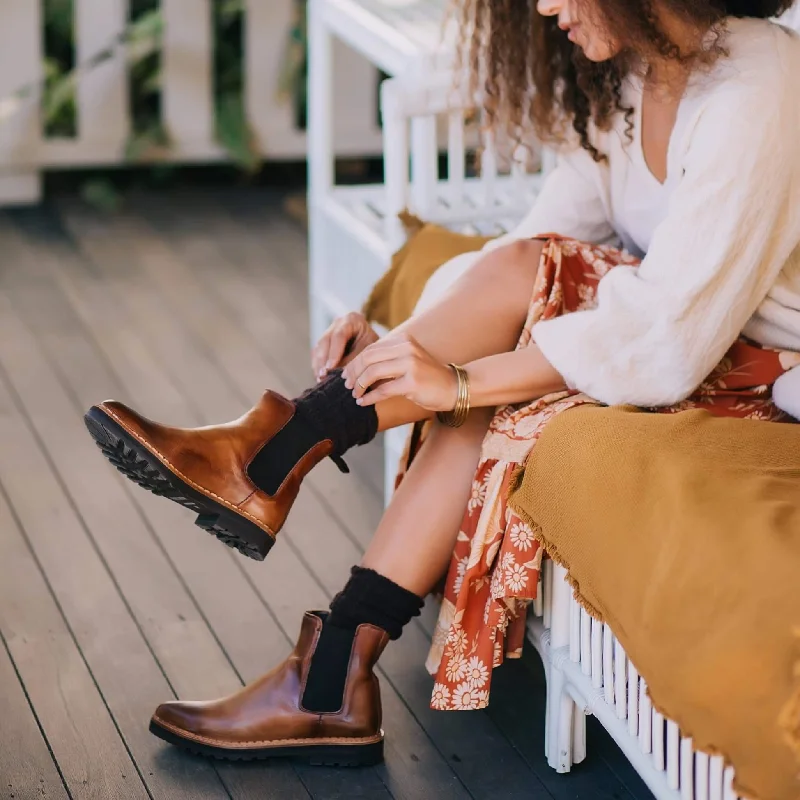 Luna Chelsea Boots - Camel / Mustard Leather