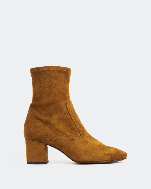 Montigny Tan Suede Stretch