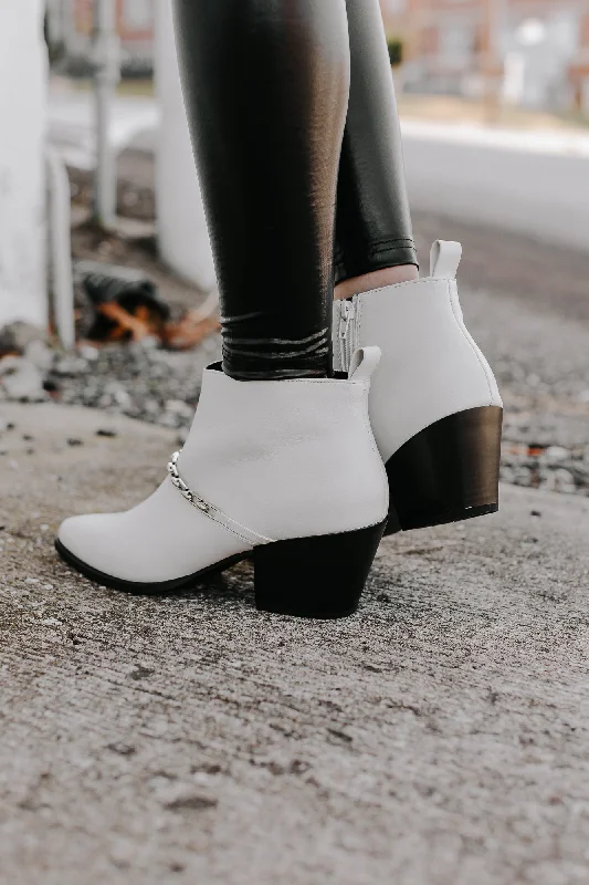 ""My Own Steps"" Leather Chain Booties - White