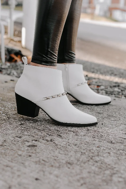 ""My Own Steps"" Leather Chain Booties - White