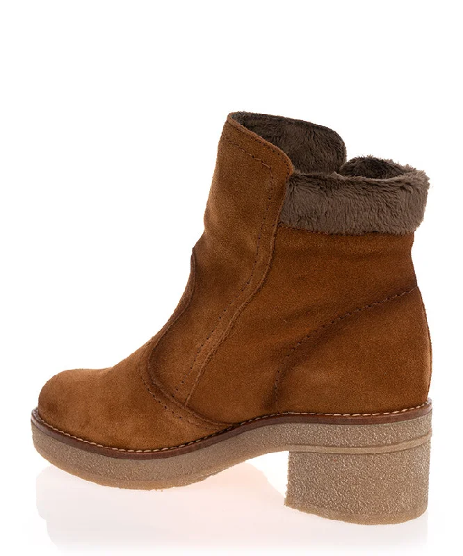 Neo HF21123 Tan Suede Leather Boot