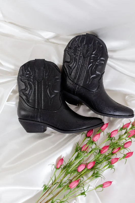 ""Watermelon Crawl"" Ankle Cowgirl Boots - Black