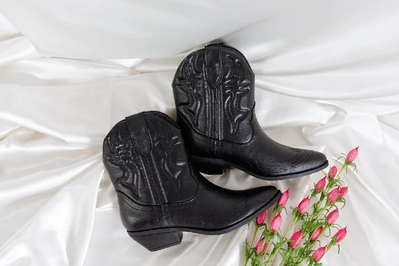 ""Watermelon Crawl"" Ankle Cowgirl Boots - Black